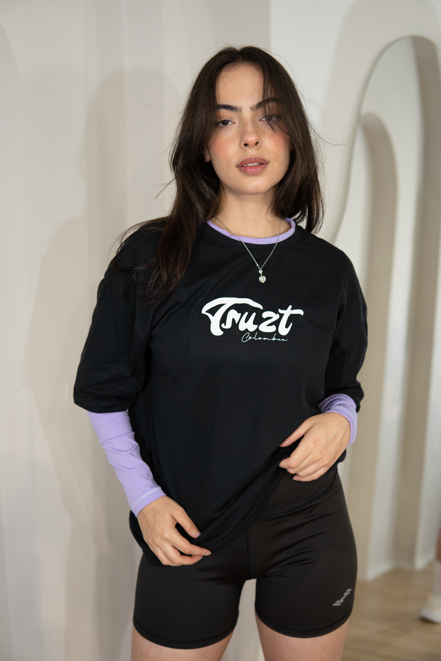 CAMISETA OVERSIZED "TRUZT COLOMBIA"