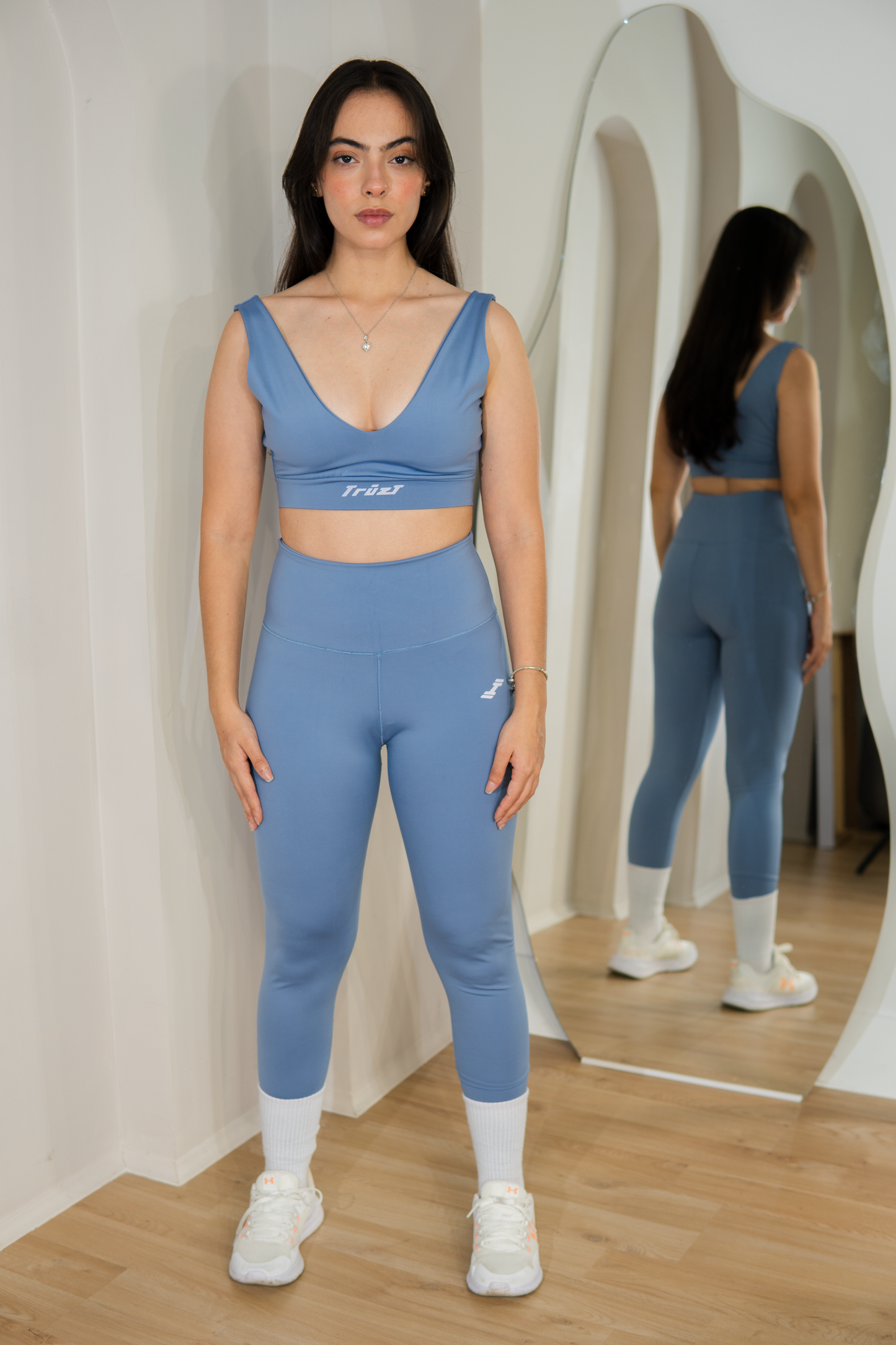 Essentials Women's Leggins